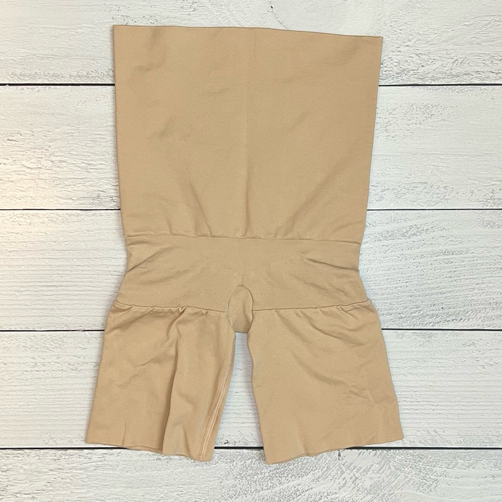 Assets by SPANKS shapewear Medium